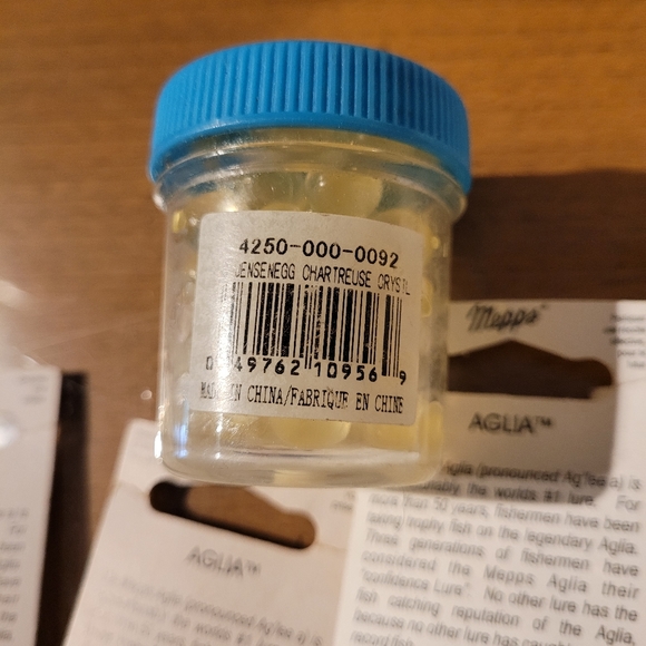 Mepps trout pkg. Of lures - Picture 6 of 7